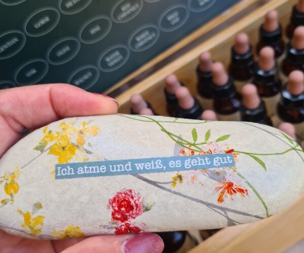 Bach-Blüten-Stein "Rescue" – Bild 2